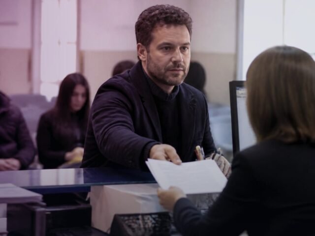 Atendimento em repartição pública italiana