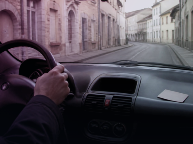 A conversão sem prova voltou a existir em 28 de abril de 2025 e cessa em 28 de abril de 2030 — com uma janela pessoal de menos de seis anos de residência.